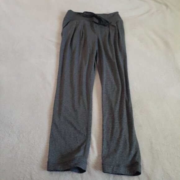 Lole Women's Size Small Gray Pleated Front Pull On Lounge Pants - Picture 2 of 14